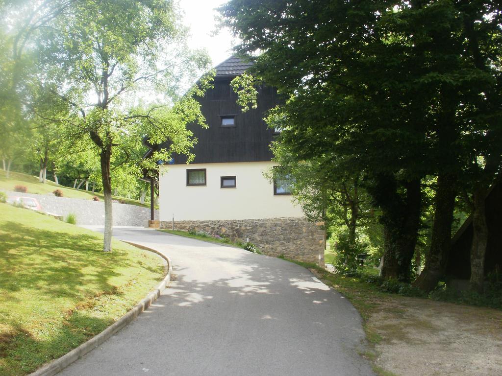 Guest House Korana Exterior photo