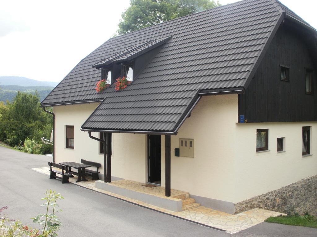 Guest House Korana Exterior photo
